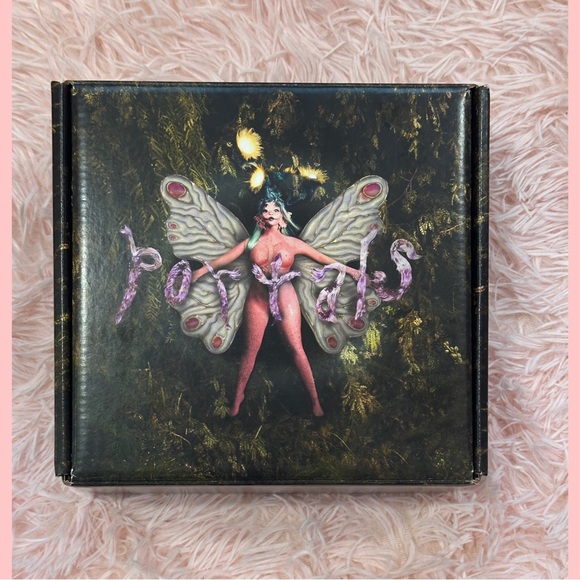 Melanie Martinez portals concert album cd 2023 - Picture 2 of 5